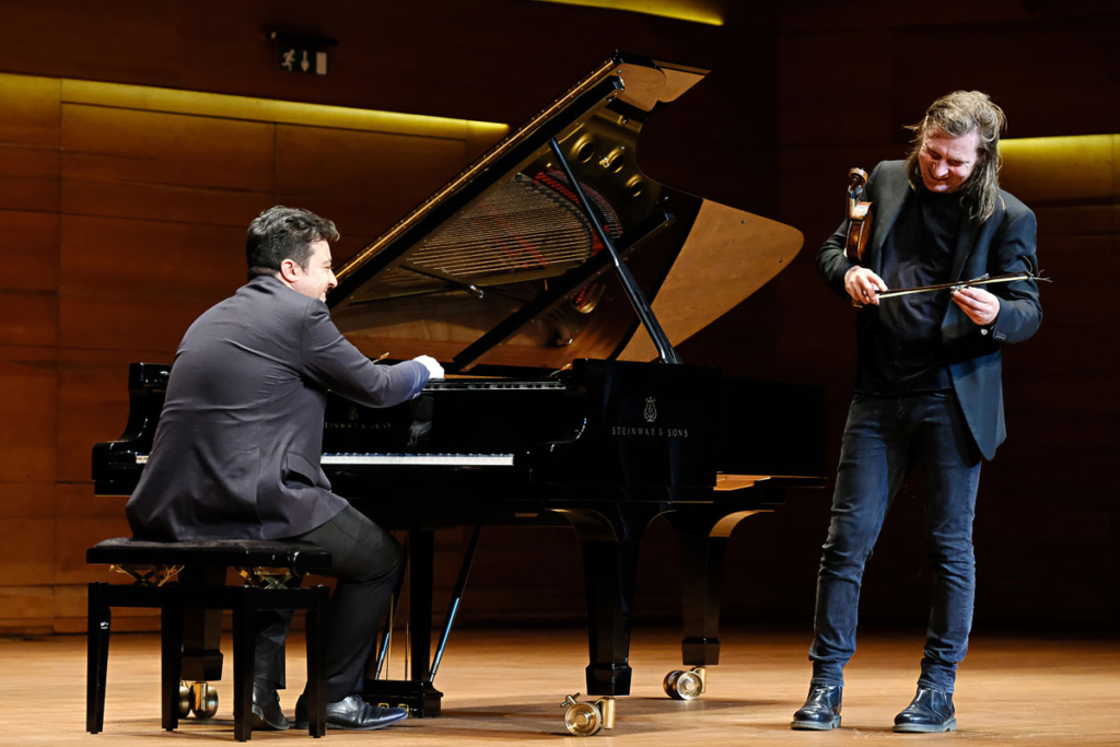 Balázs János és Lajkó Félix_Kodály Központ Pécs Marsalkofoto